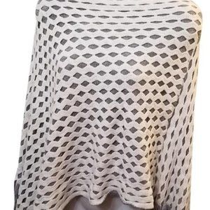 Gray/White Poncho/Cape